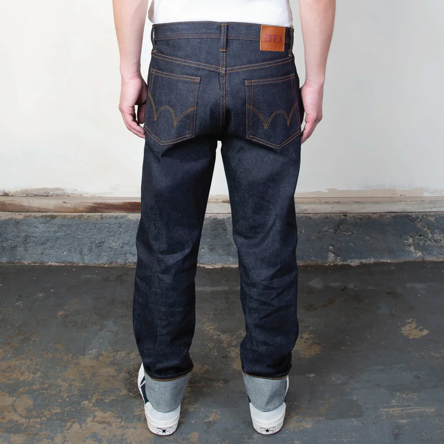 Akita Straight - Dry - Image 3