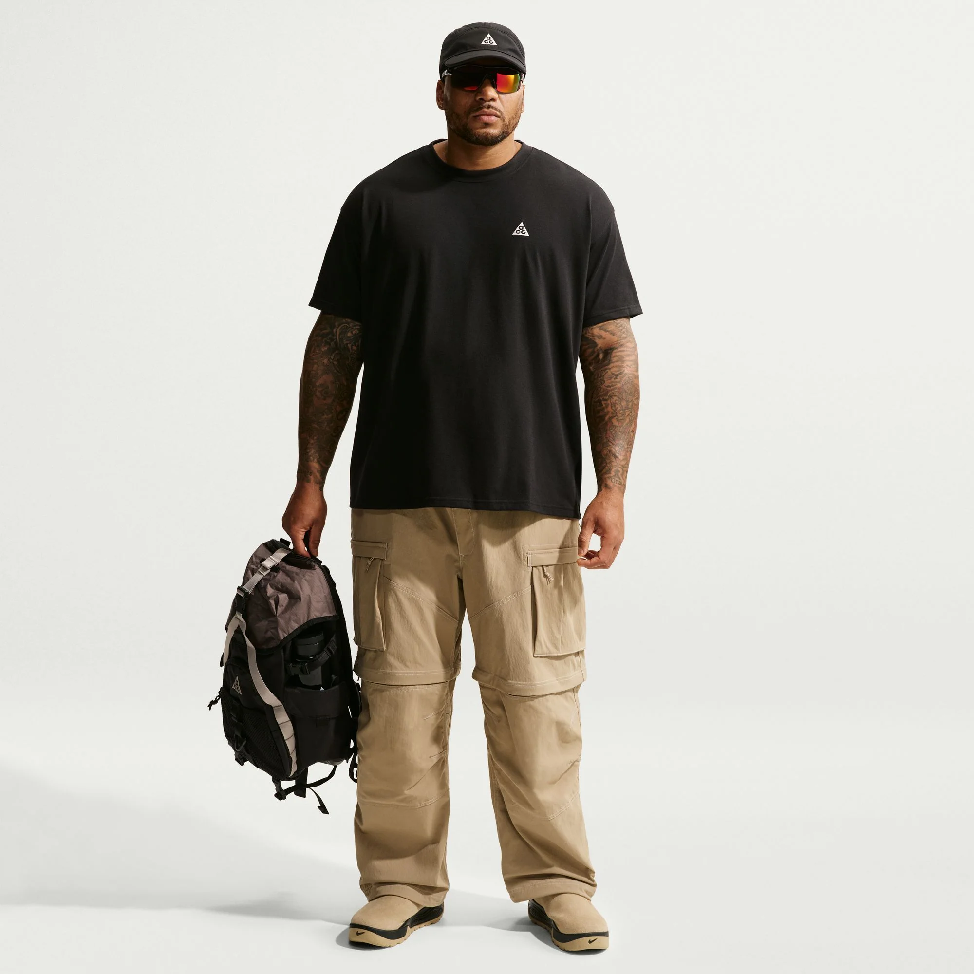 Nike ACG Short-Sleeve Tee - Black - Image 9