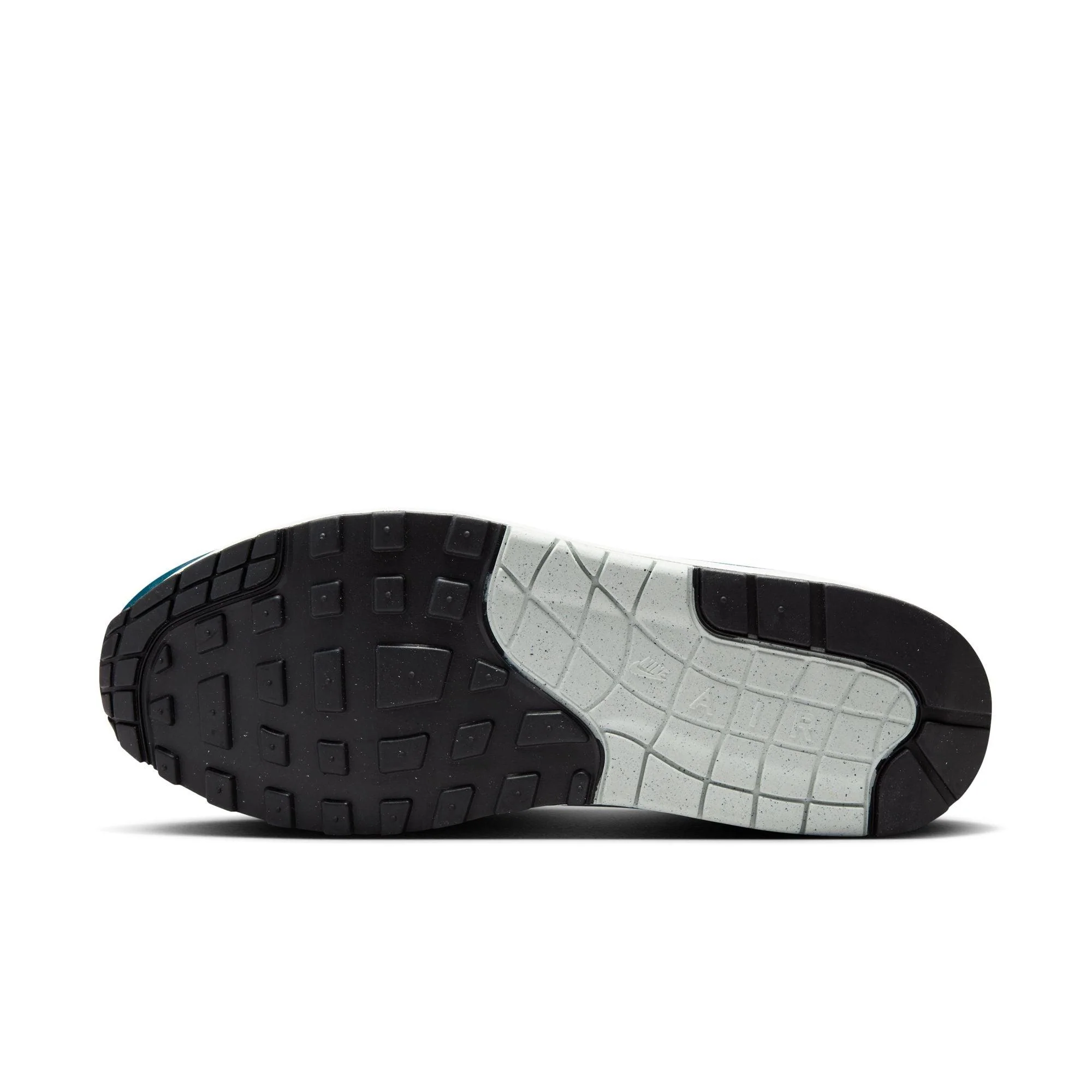 Nike Air Max 1 Essential - Image 8