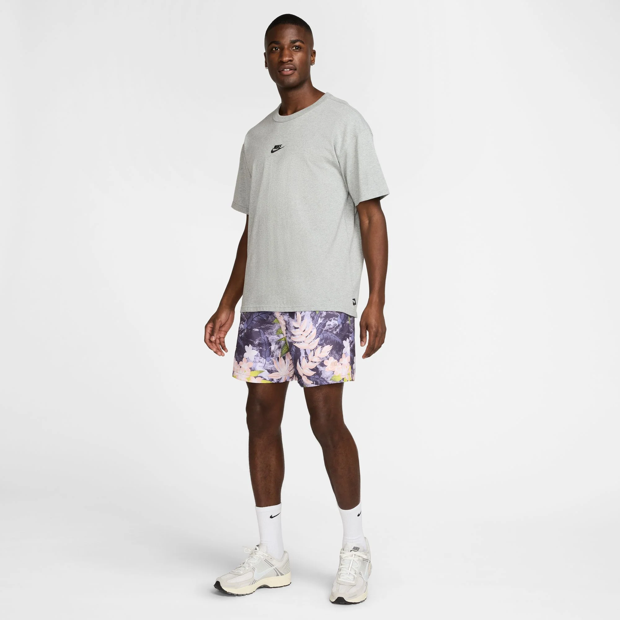 Nike Club Flow Shorts - Hydrangeas/Dark Raisin - Image 2