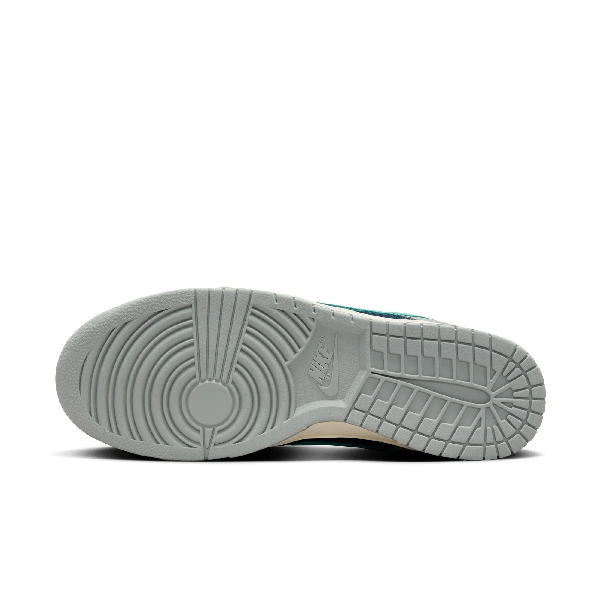Nike Dunk Low Retro PRM-LIGHT PUMICE/GREEN FROST - Image 10
