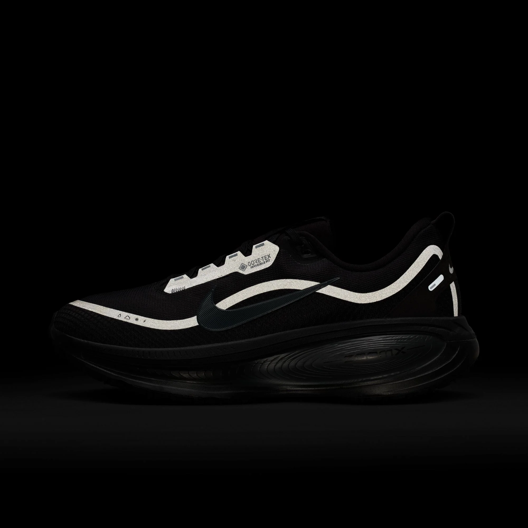 Nike Vomero 18 GTX - Black / Anthracite - Image 8