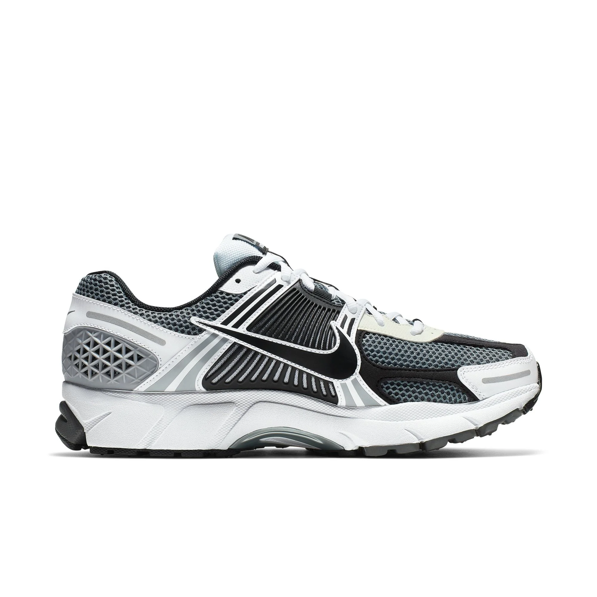 Nike Zoom Vomero 5 SE SP - Dark Grey/Black-White-Sail - Image 20