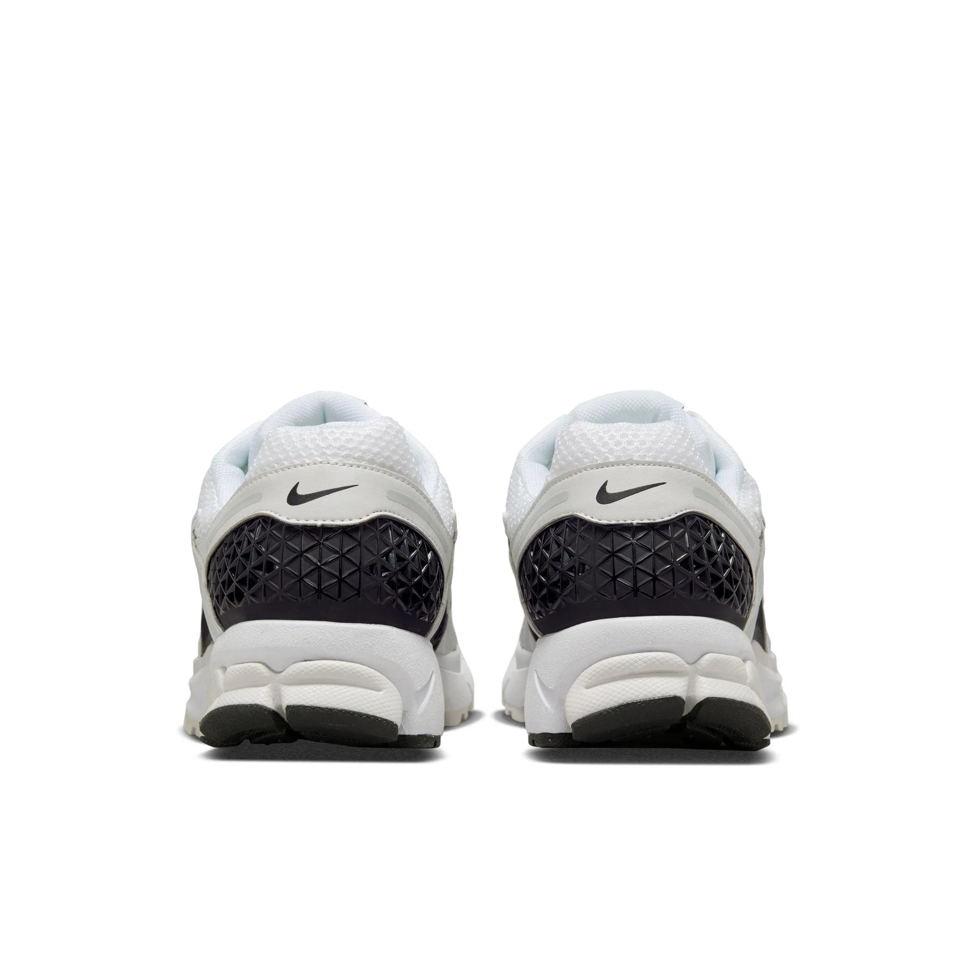 Nike Zoom Vomero 5-WHITE/ BLACK - PLATINUM TINT - Image 2