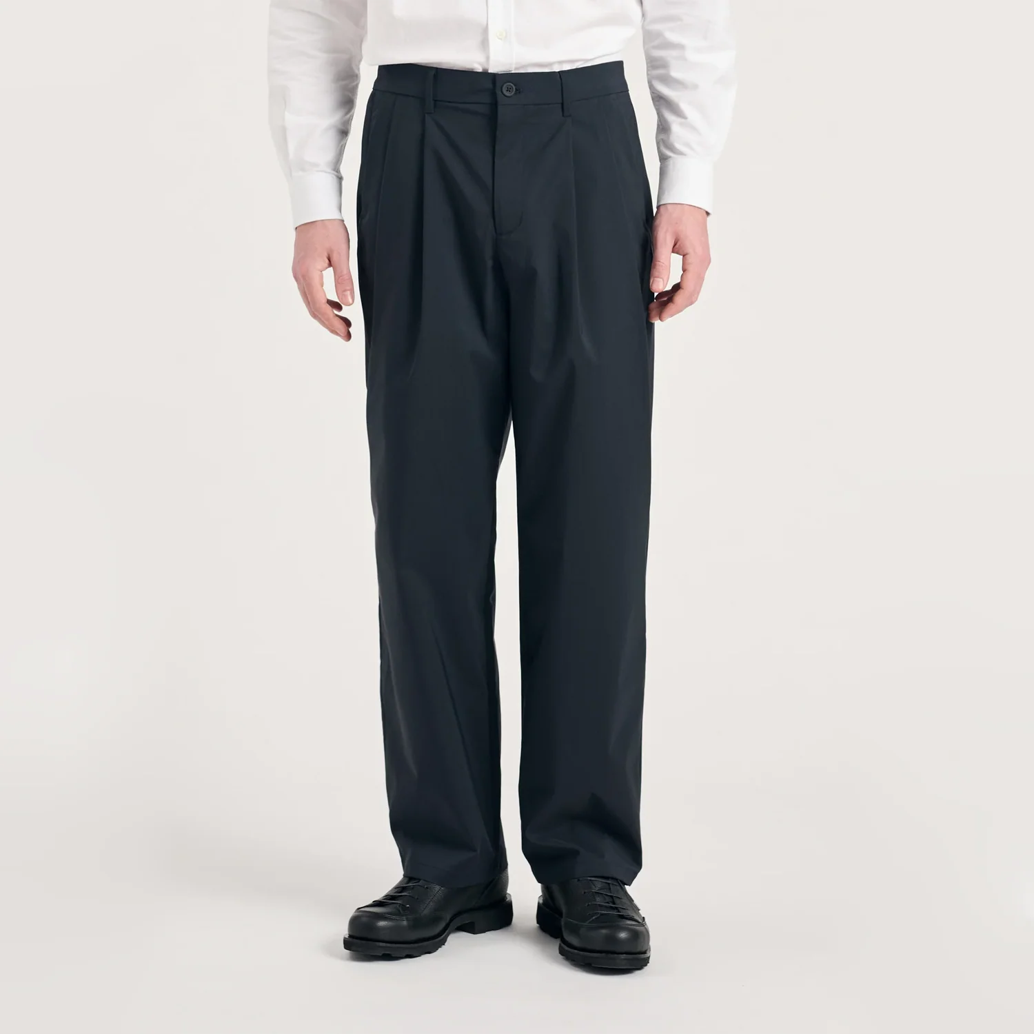 Benn Relaxed Alpinix Smart Merino Pants - Dark Navy - Image 4