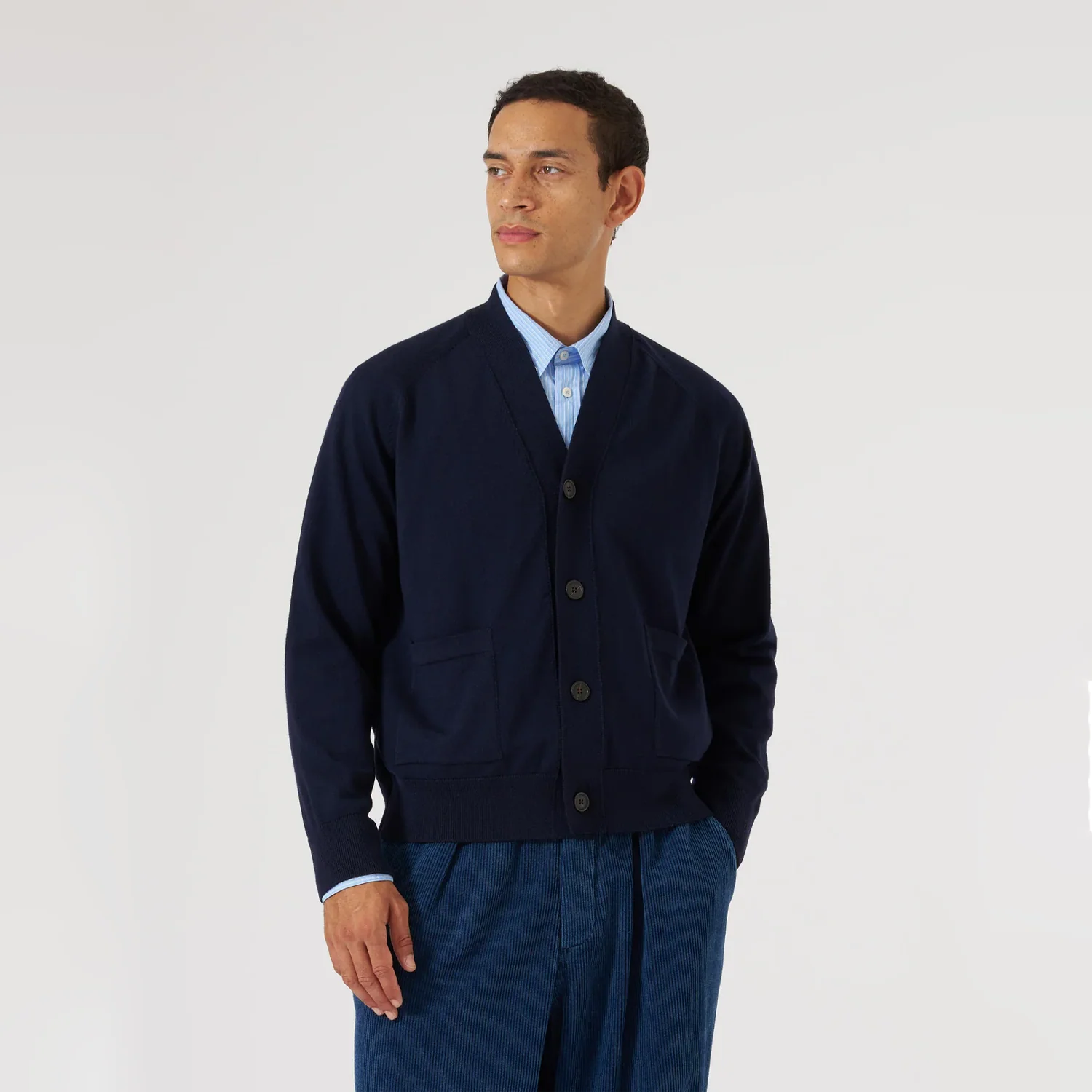 Loose Cardigan II Merino - Navy - Image 3